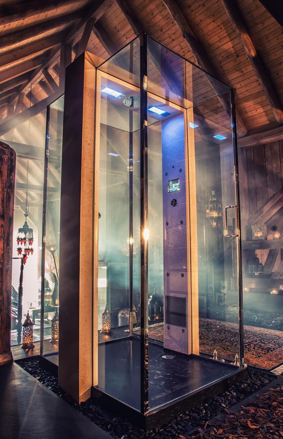 Bijou Hotel / Love And Romance Kallnach Zimmer foto